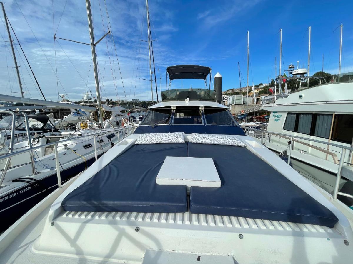 Отель Infantman Yatch Вила-Нова-ди-Гая Экстерьер фото